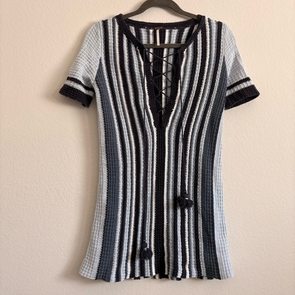 Free People Lollipop Short-Sleeve Lace-Up Sweater Dress - size small - Picture 3 of 10